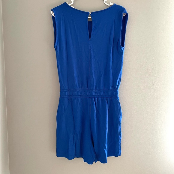 NWT Lou & Grey Signaturesoft Cap Sleeve Romper XS - Picture 5 of 7